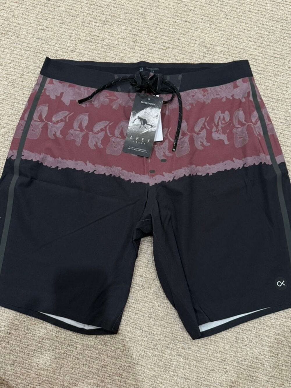 Outerknown Apex Trunks Kelly Slater Board Shorts Men’s 33 Black Red NWT